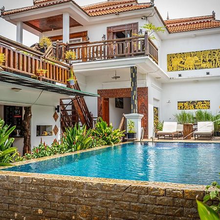 Antonios Villa Hotel Siem Reap Bagian luar foto