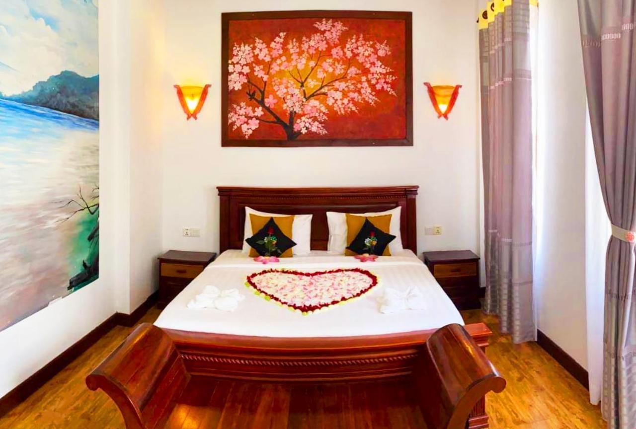 Antonios Villa Hotel Siem Reap Bagian luar foto
