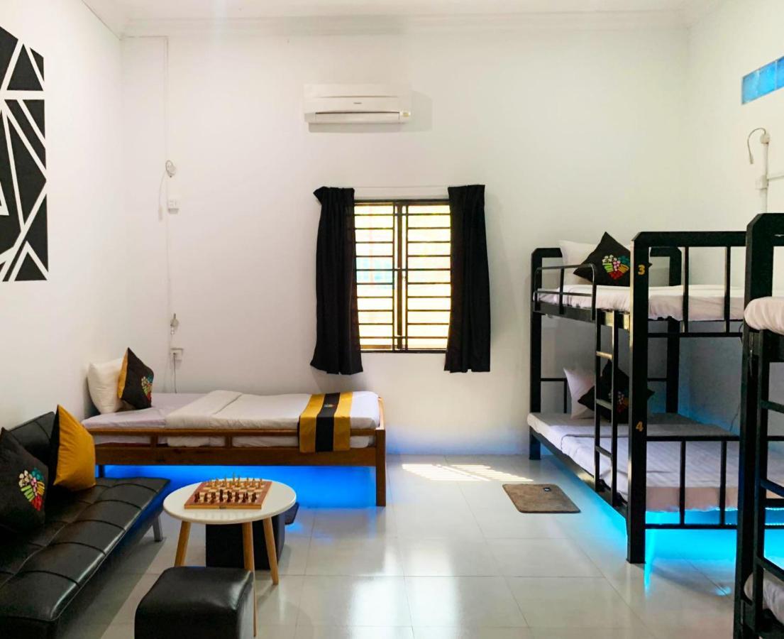 Antonios Villa Hotel Siem Reap Ruang foto