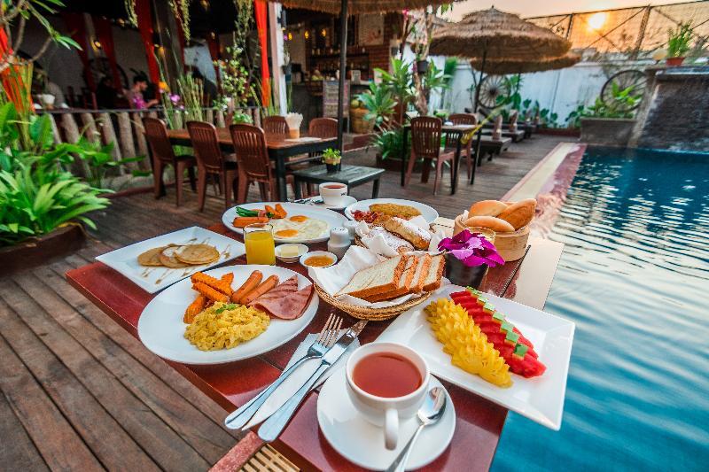 Antonios Villa Hotel Siem Reap Bagian luar foto